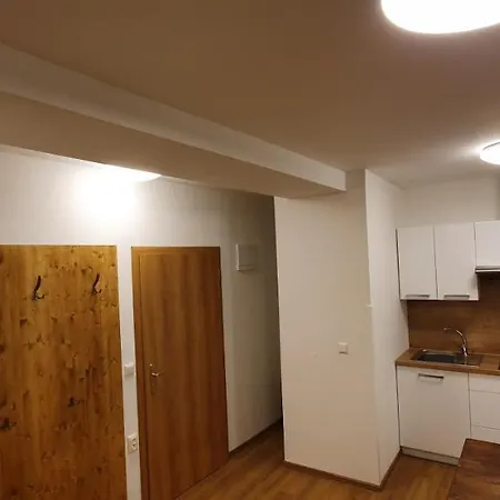 Donovaly Apartments S Vlastnym Skladom Na Lyze A Bicykle *